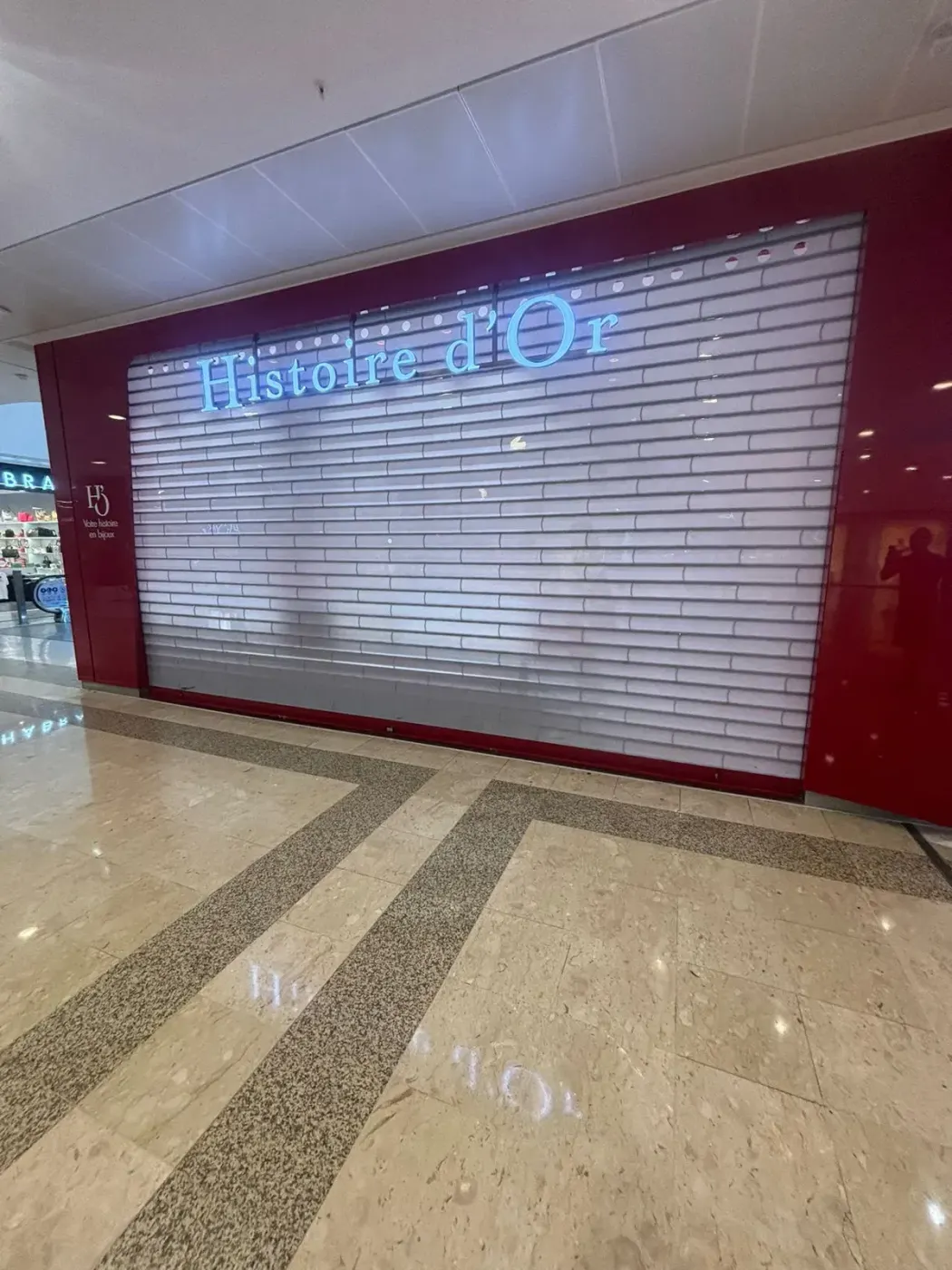 Installation et pose de rideau métallique à Clamart